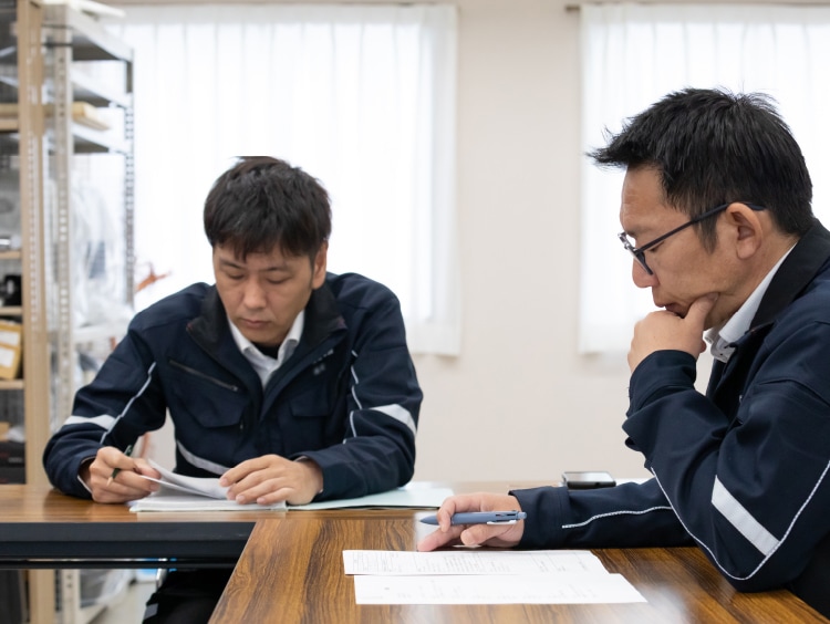 先輩社員紹介